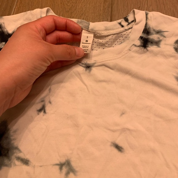 Tie dye short sleeve size small - Picture 2 of 4